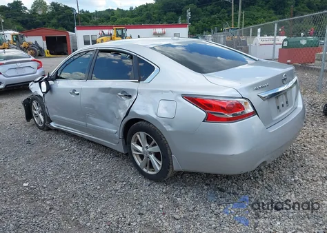 2015 Nissan Altima 2.5 Sv из США, поврежденный, VIN 1N4AL3AP3FC181830